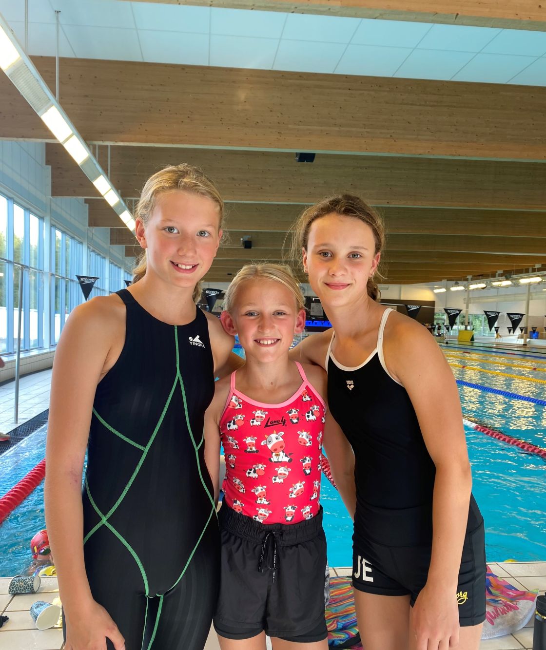 Besök vid bassängkanten